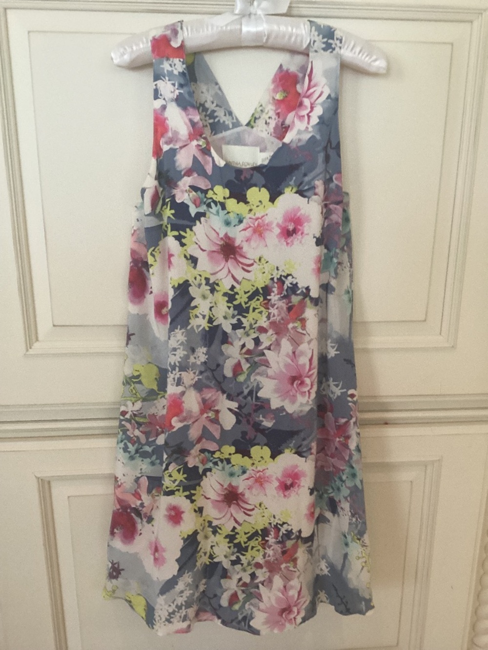 NWOT-CYNTHIA ROWLEY - FLORAL SILK SUNDRESS - SIZE 8